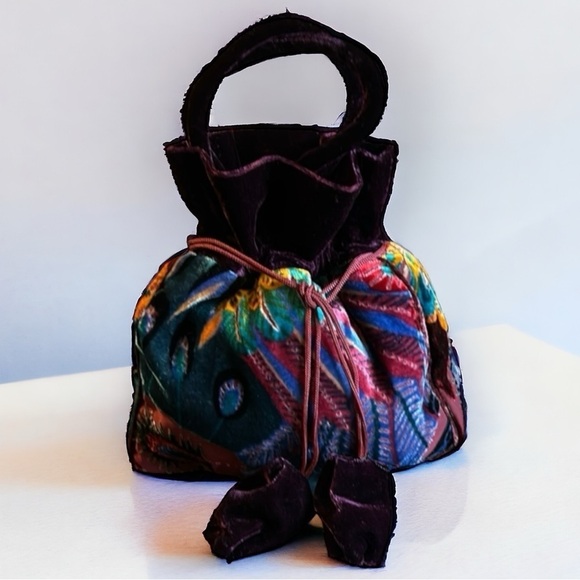 J&X NY Velvet Pouch Style Handbag with Drawstring in Jewel Tones Peacock Print - Picture 1 of 11